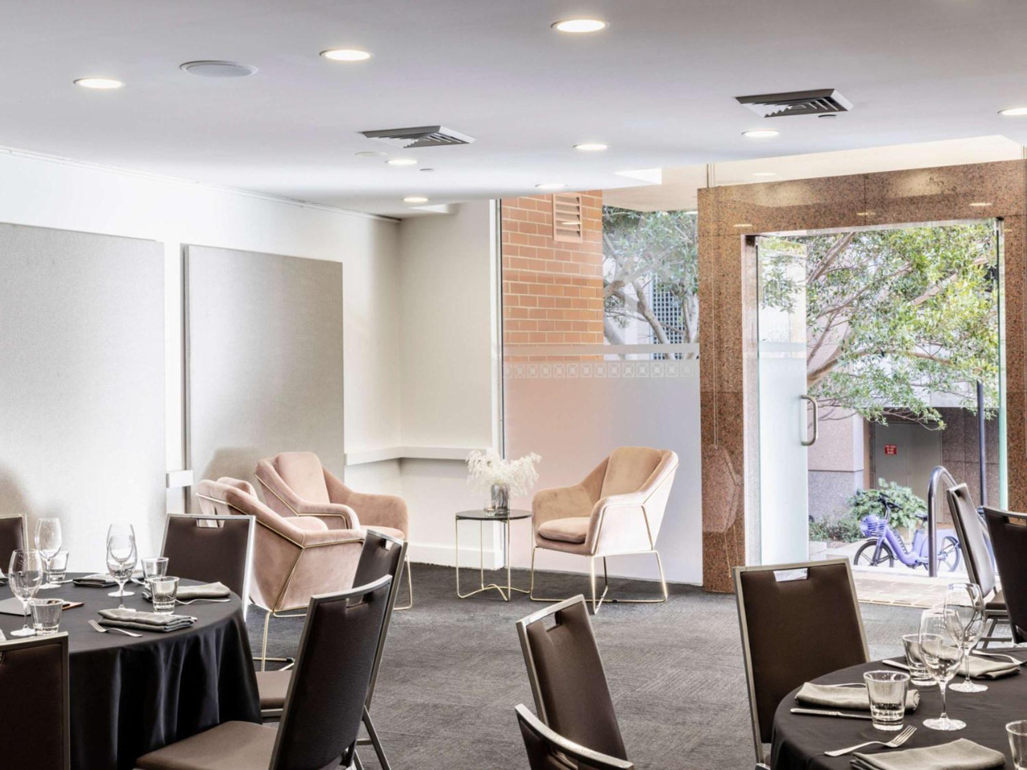 The Sebel Quay West Suites Sydney Luaran gambar The Library