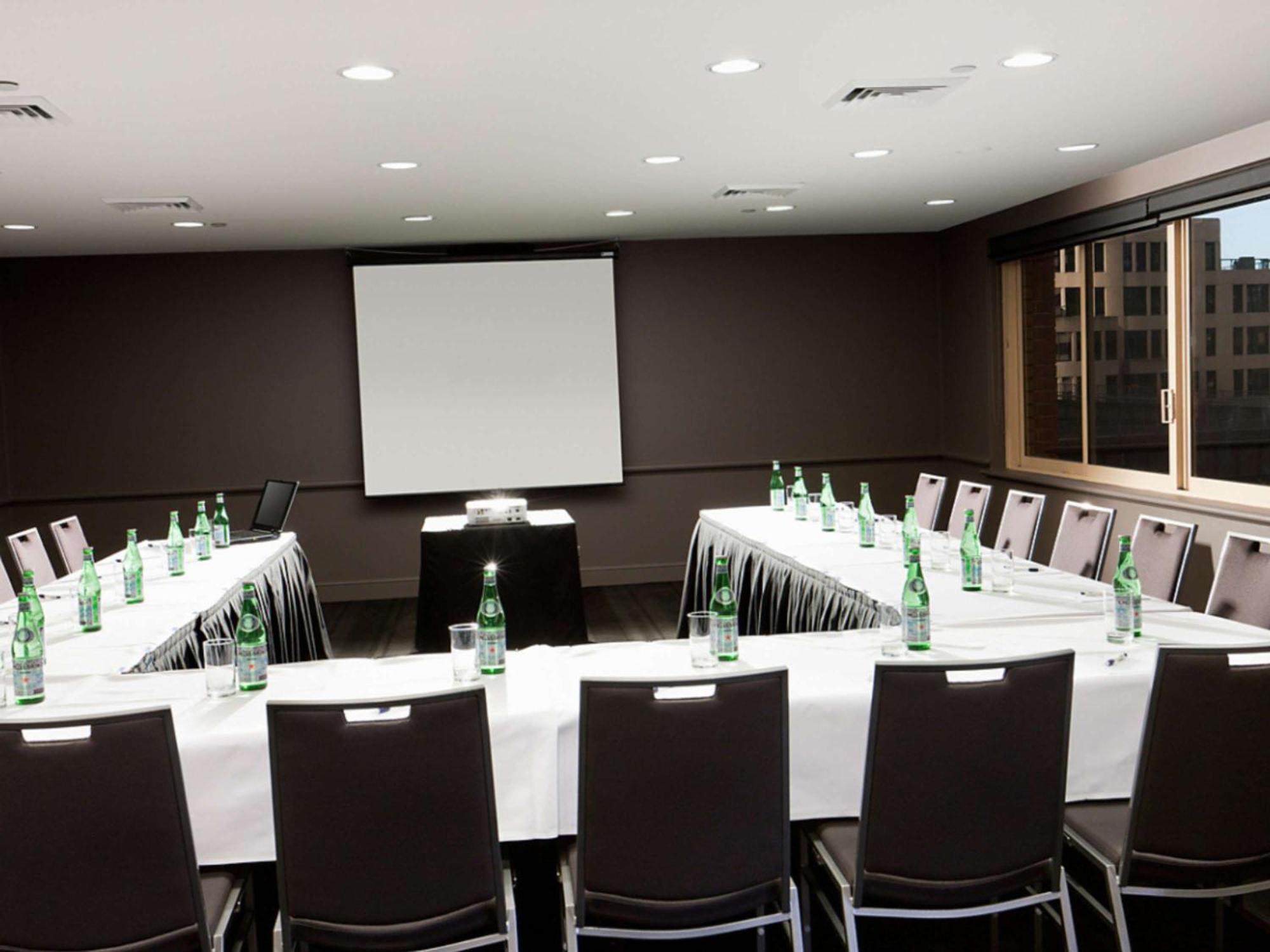 The Sebel Quay West Suites Sydney Luaran gambar Meeting room